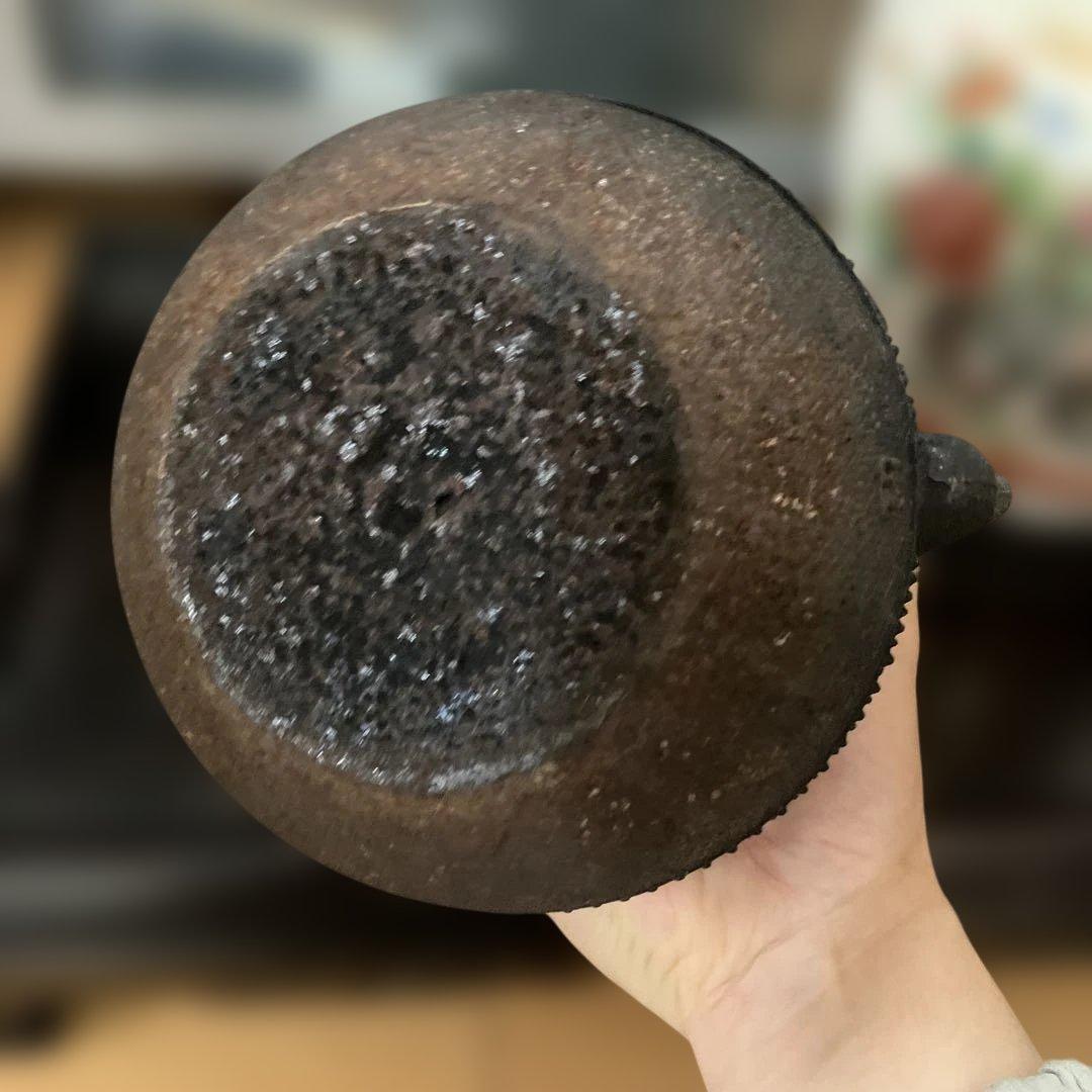 骨董品 金龍堂造鉄製網目模様の鉄瓶