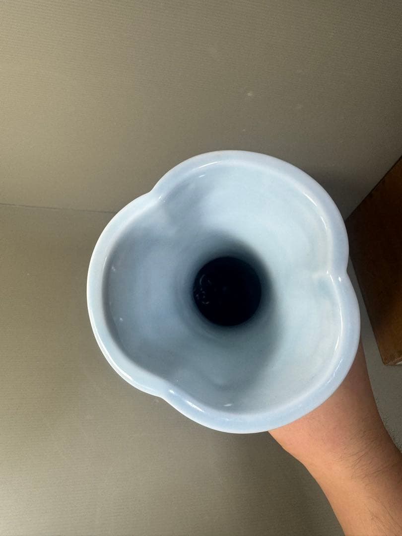 2409 【6代館林源右衛門】　染付柘榴文　花瓶