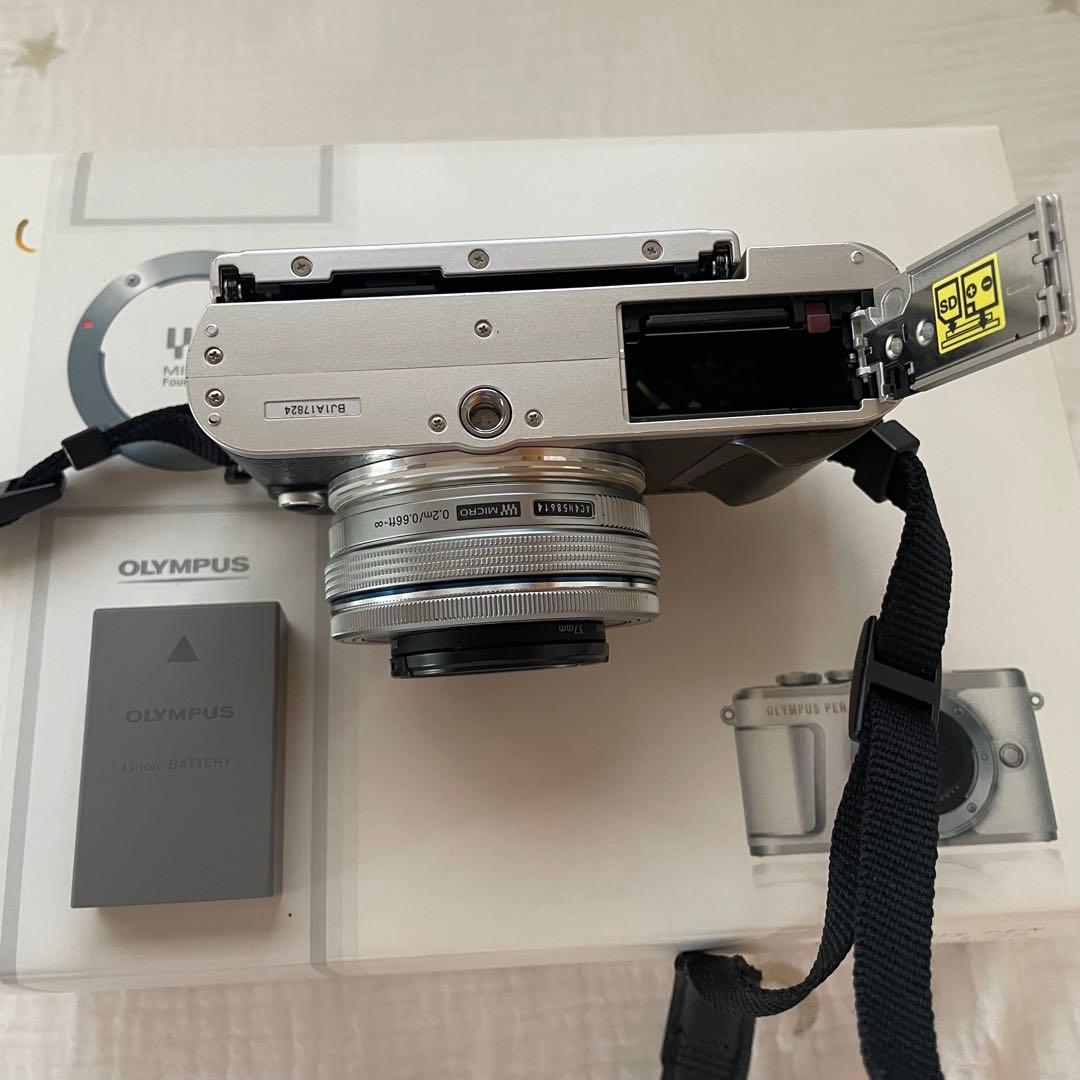 【値下げ！美品】OLYMPUS PEN E-PL9 [ブラック]ミラーレス一眼