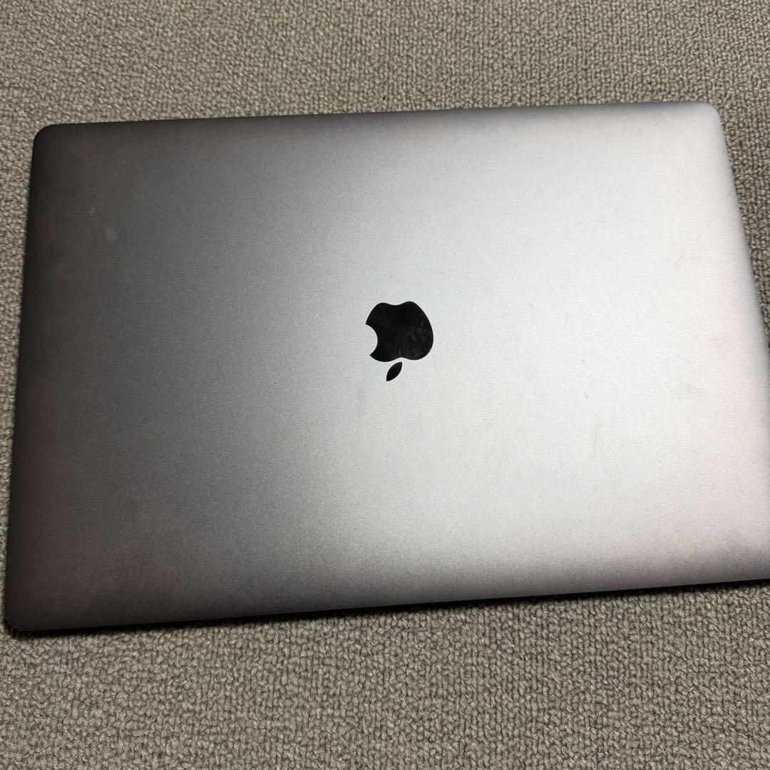 Mac Book PRO 2017 15インチ　1T メモリー16G