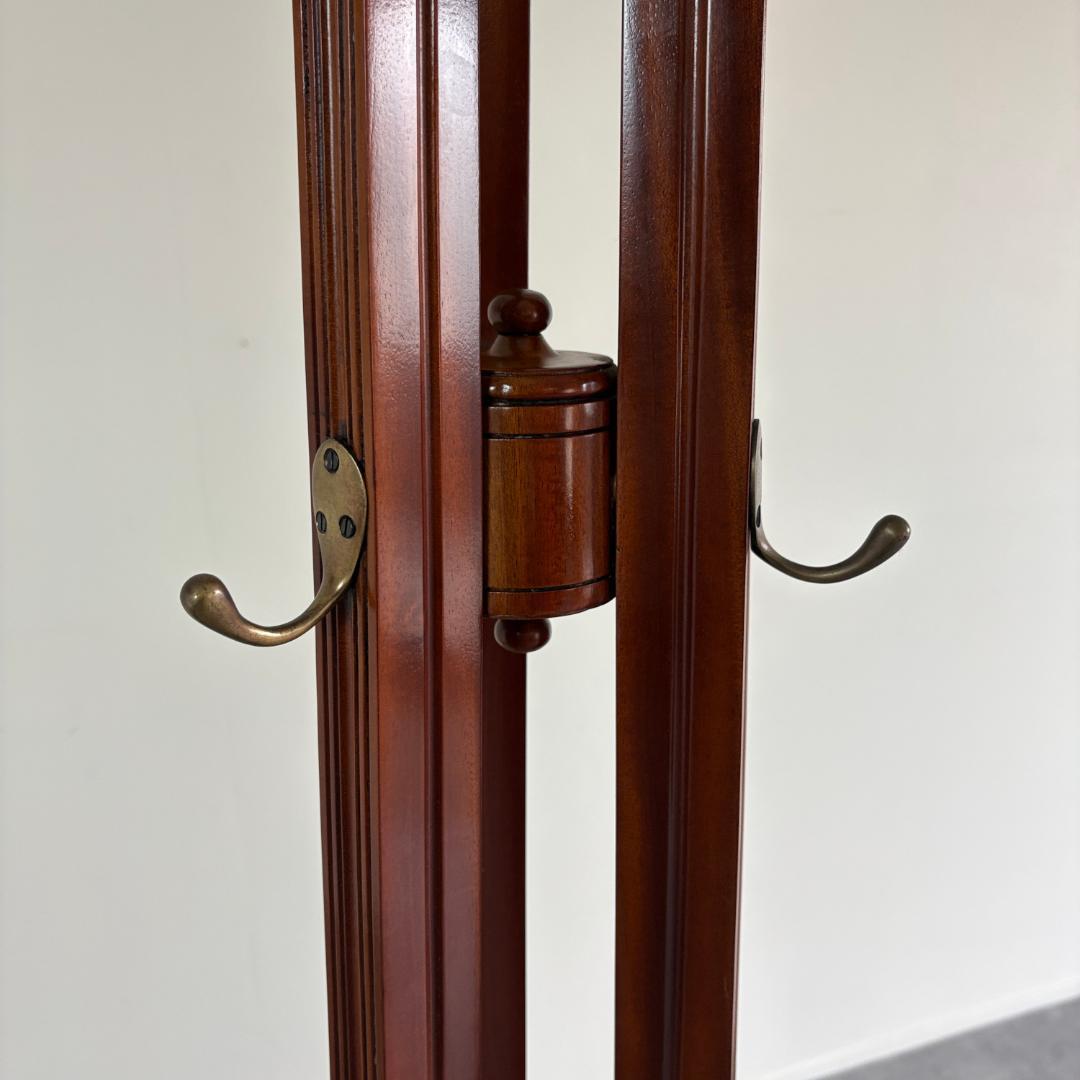 クラシック　トライポッド脚コートスタンド