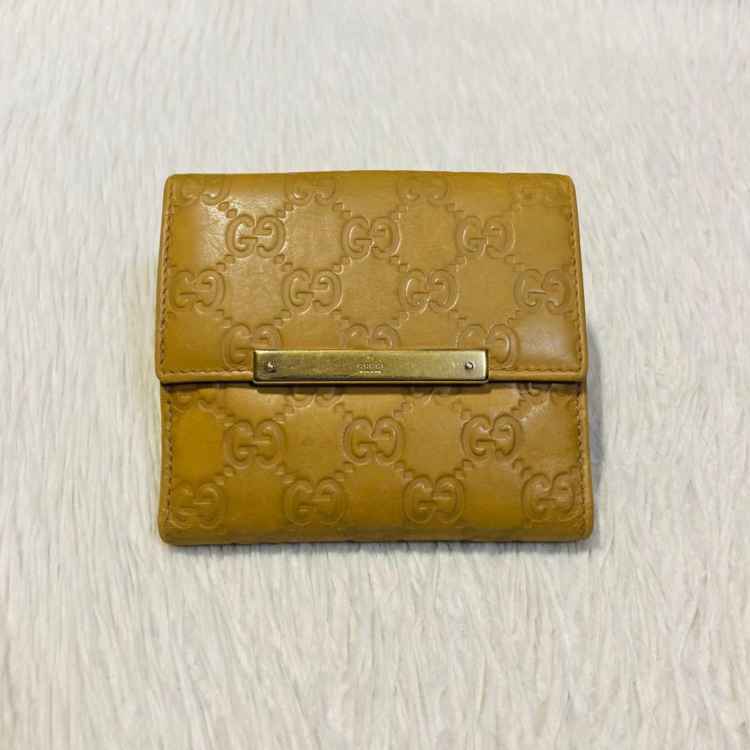 最終値下げ GUCCI グッチ　レザー　二つ折り　財布　金具　ベージュ