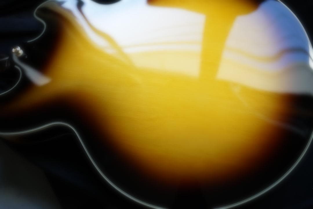 ギター Epiphone sheraton Frequensator sunburst