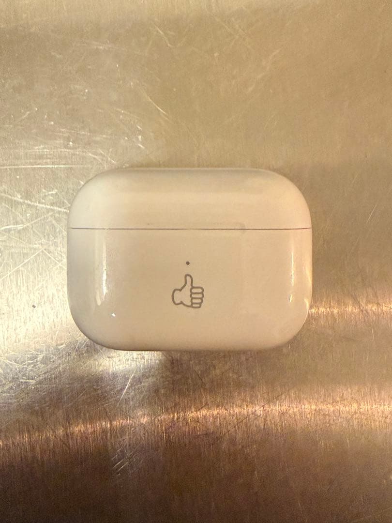 AirPods Pro 本体 充電ケース付き　付属品全てアリ