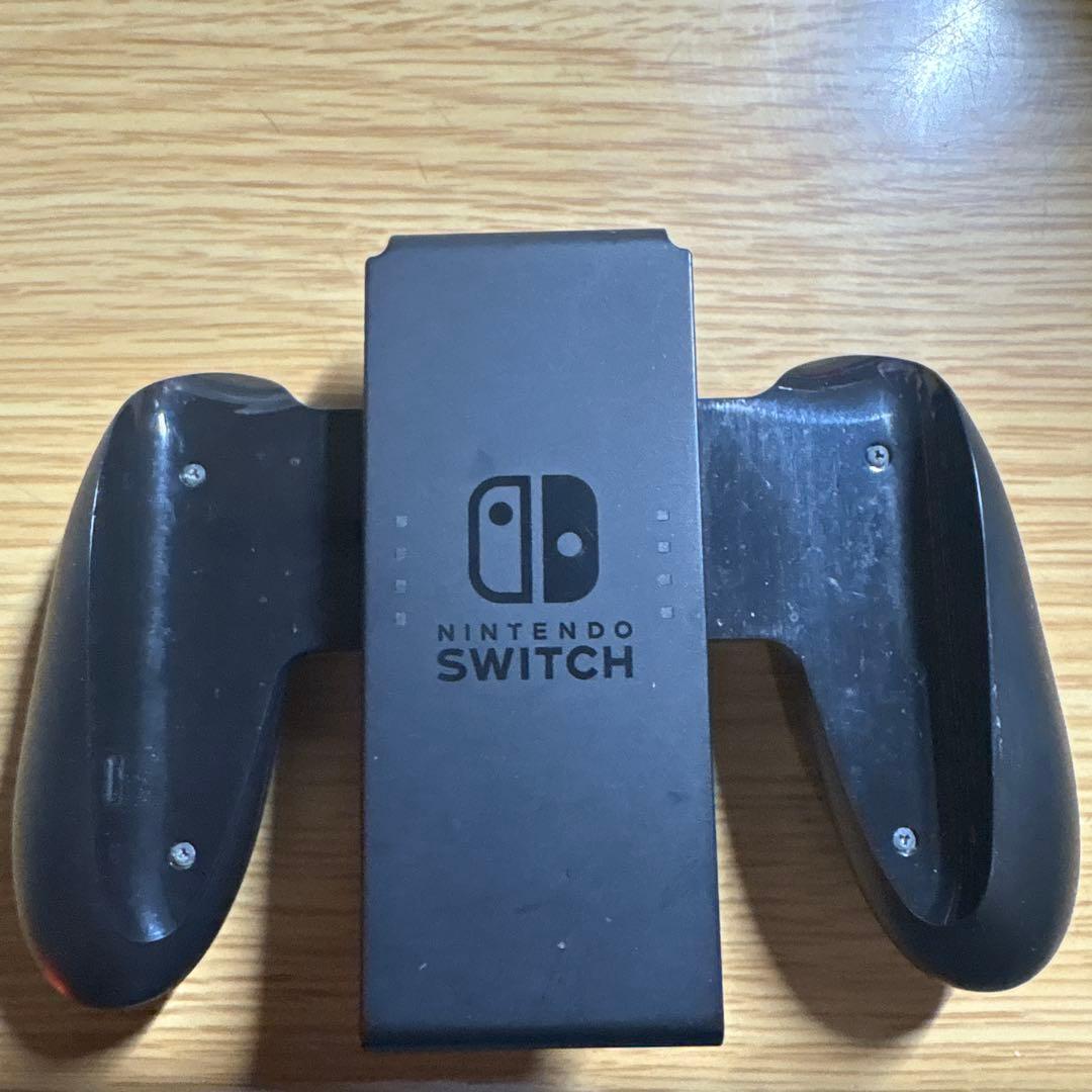 Nintendo Switch 本体 青と赤のJoy-Con 周辺機器カセット8