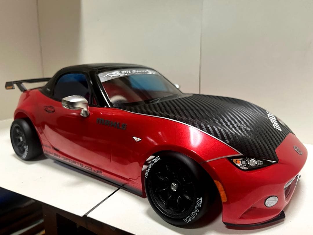 ラジコン 1/10 タミヤXB マツダ ロードスター レッドボディとタイヤセット
