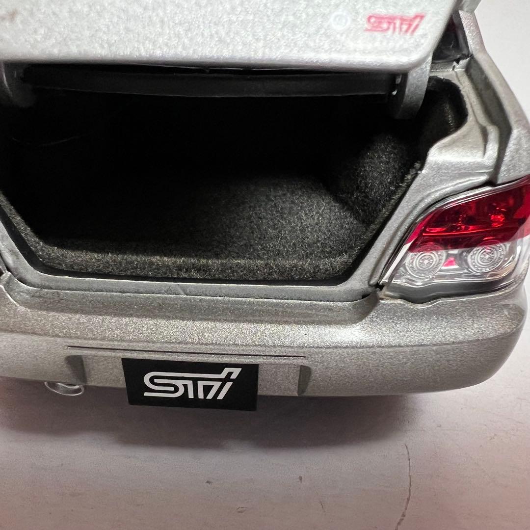 1/18オートアート　スバル　インプレッサWRX STi S204