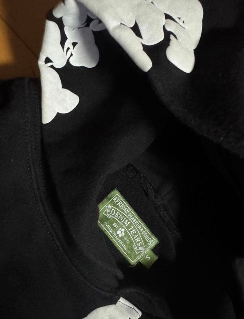 Denim Tearsパーカー