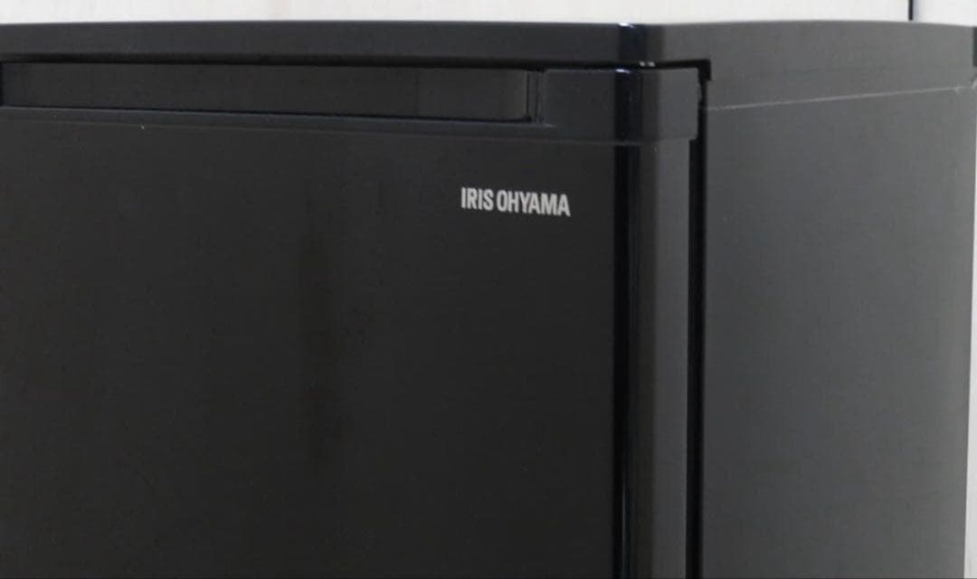 アイリスオーヤマ 冷凍庫 60L ブラック IUSD-6B-B 前開き式 直冷式