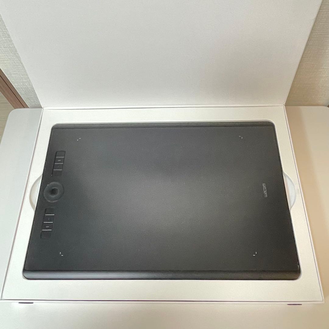 Wacom プロフェッショナルペンタブレットIntuos Pro Lサイズ