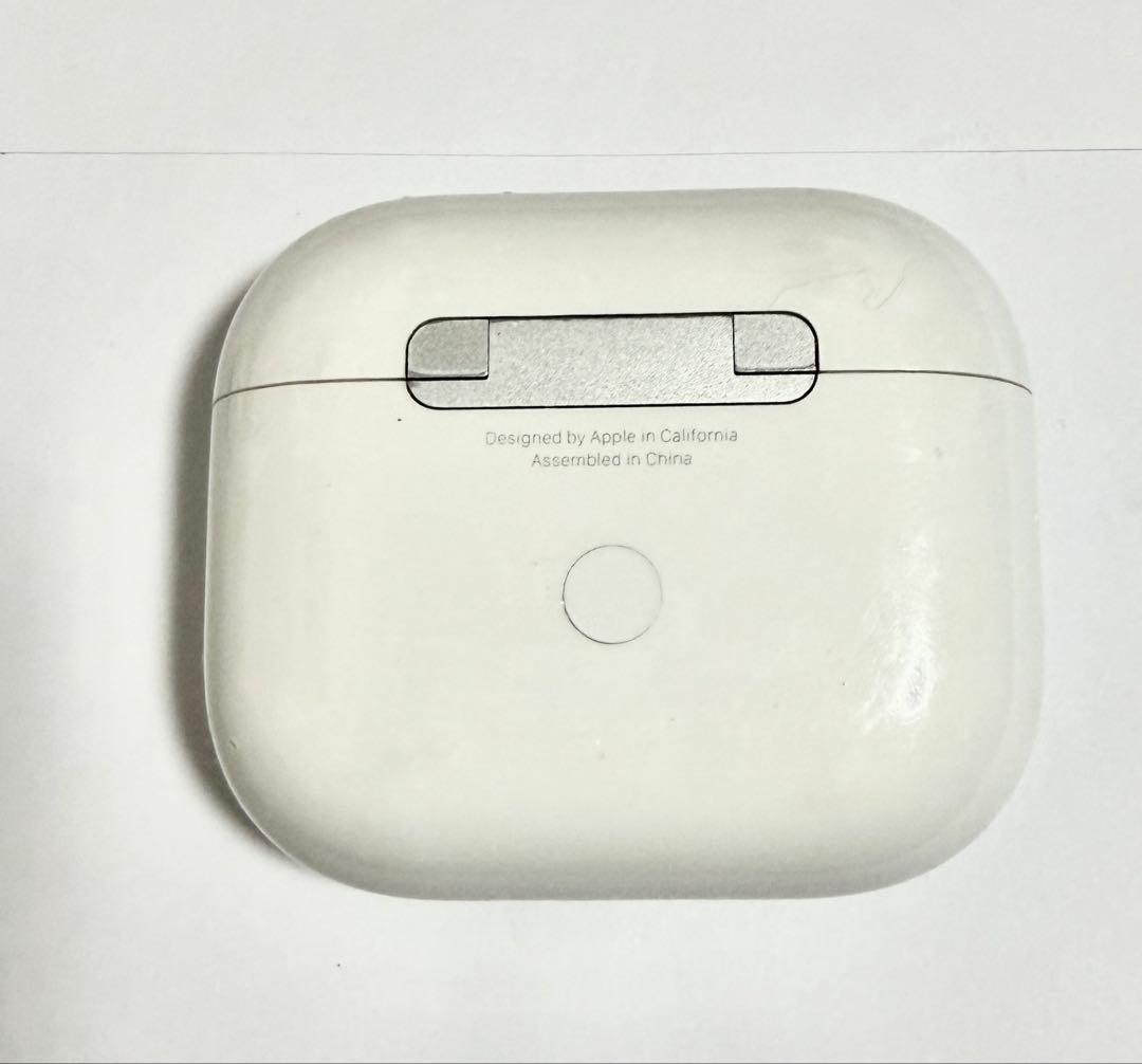 AirPods第3世代　MagSafe 充電ケース付き