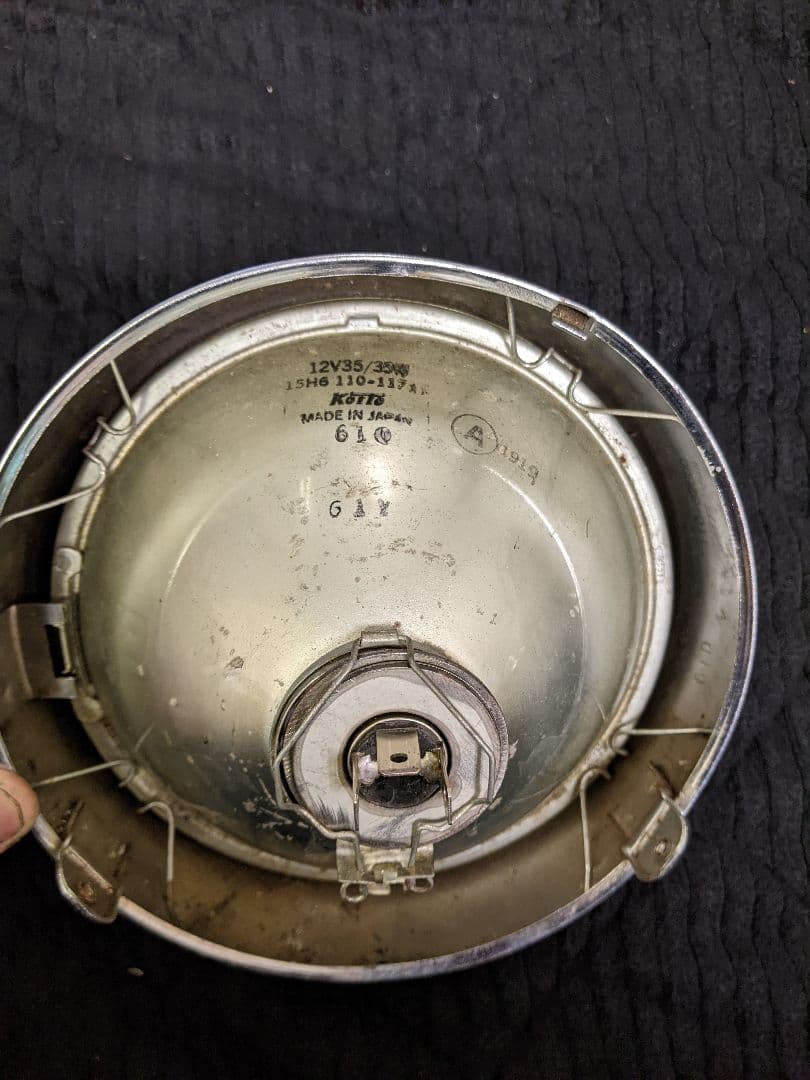 GT380 国内物　ヘッドライト