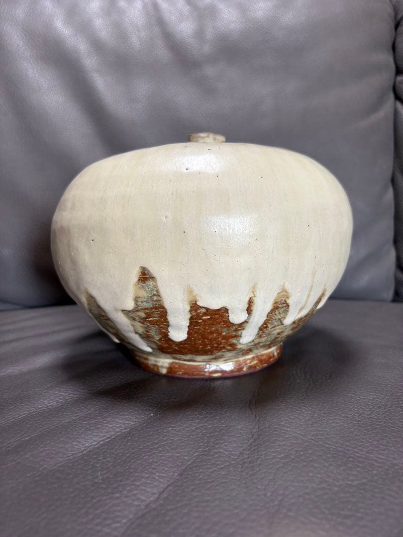 蓋付き入れ物　置物