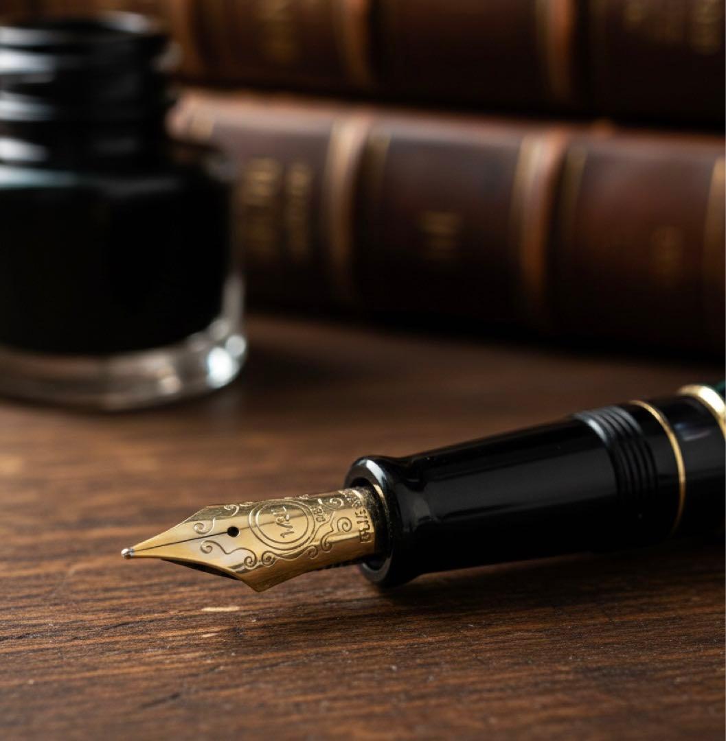 【極美品】アウロラ オプティマ 万年筆 グリーン 14Kの輝きを貴方へ