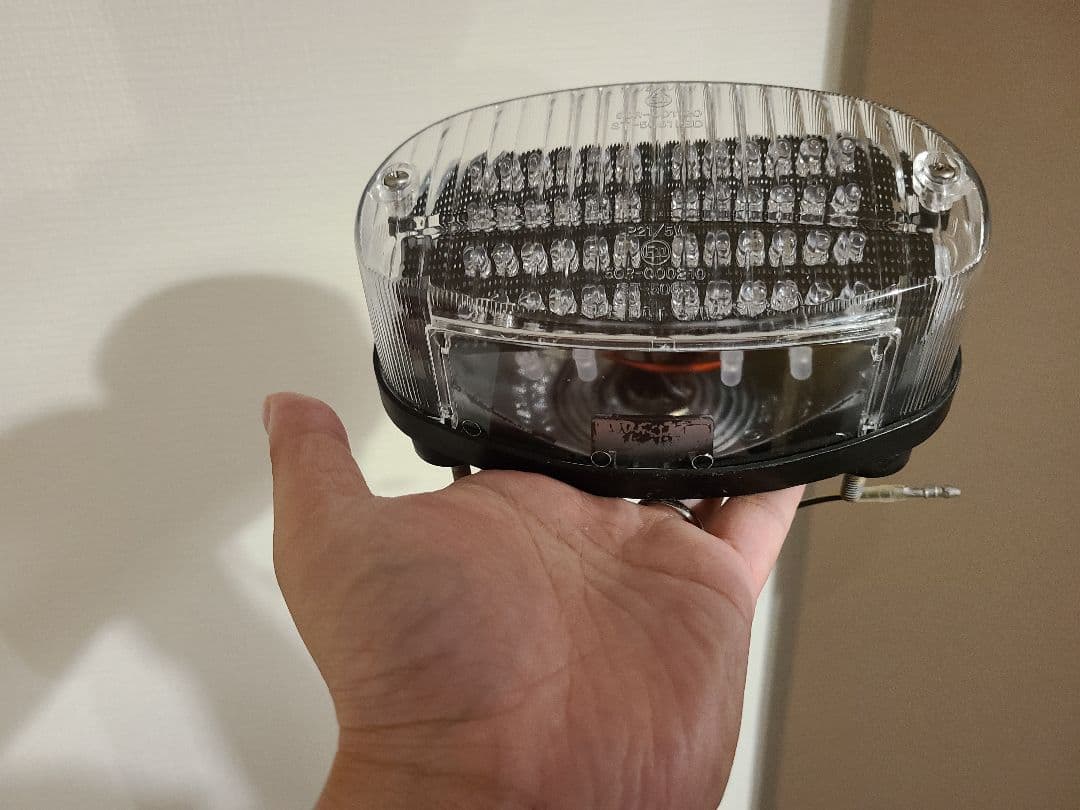 【値下げしました】バリオス 1 2型　LEDレインボーテール