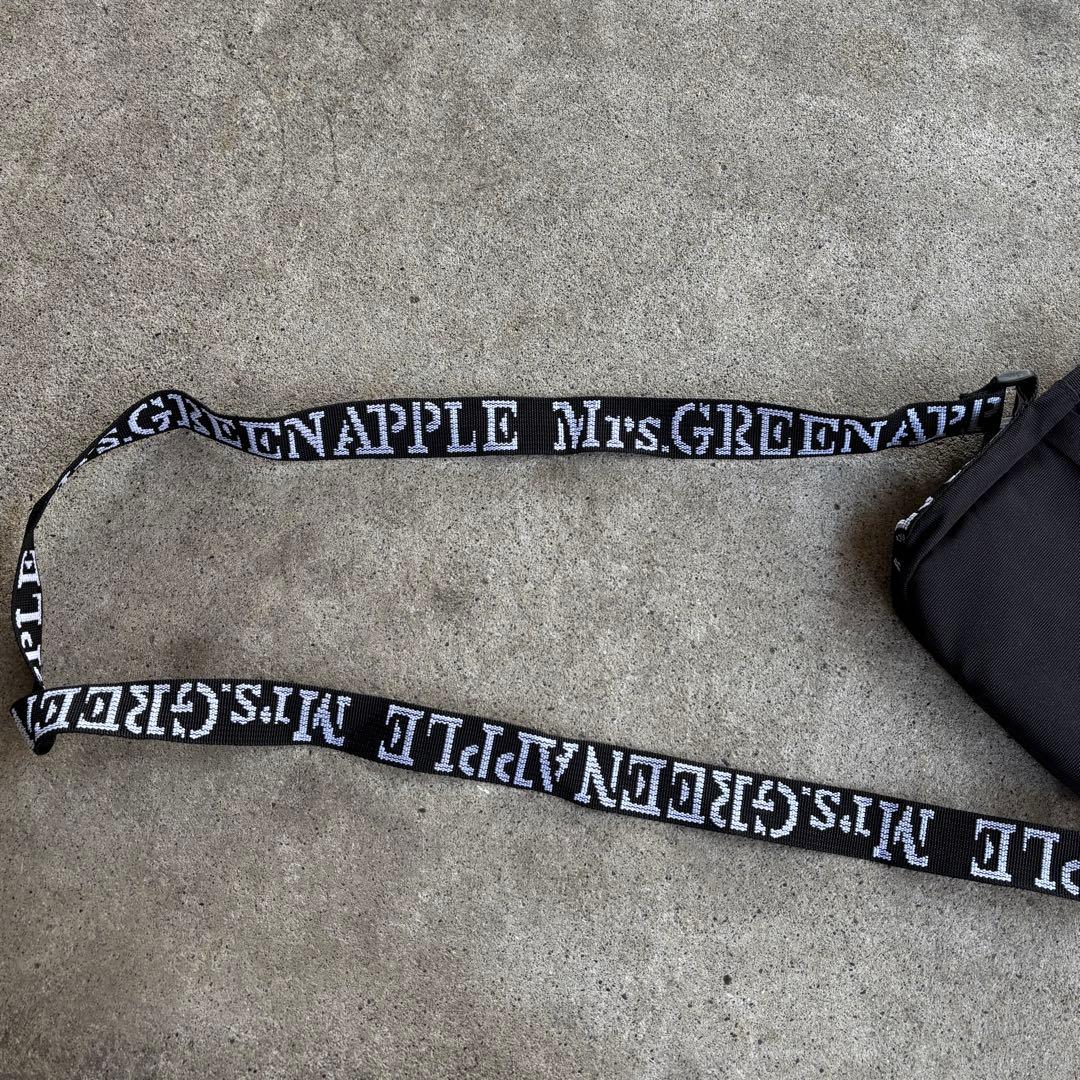 Mrs. GREEN APPLE ミセス ショルダーバッグ
