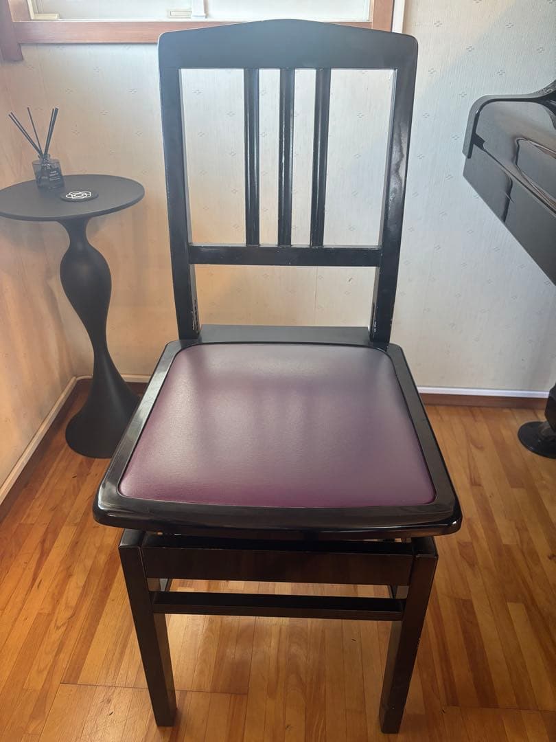 トムソン椅子 ピアノ椅子　高さ調節機能付き