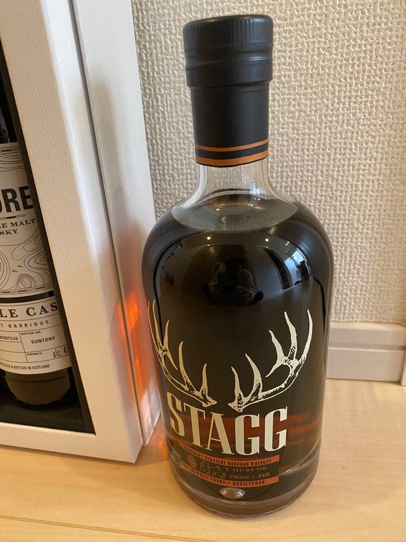 2本セットウィスキー　スタッグ ケンタッキー と　アードモア　シングルカ2002