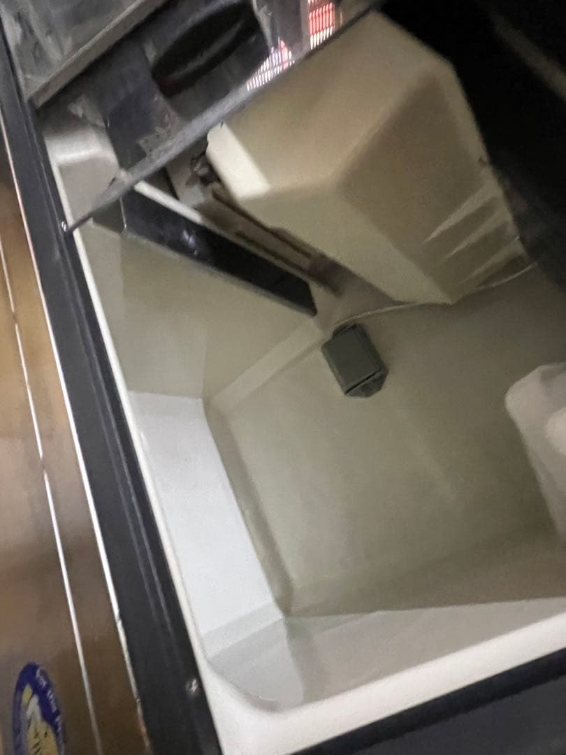 ち*ー様 Panasonic 製氷機 SIM-S9500UB 2021年製　95