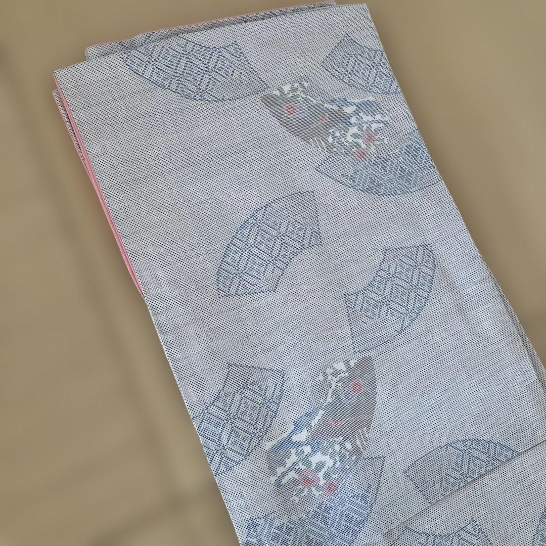 本場大島紬　白大島