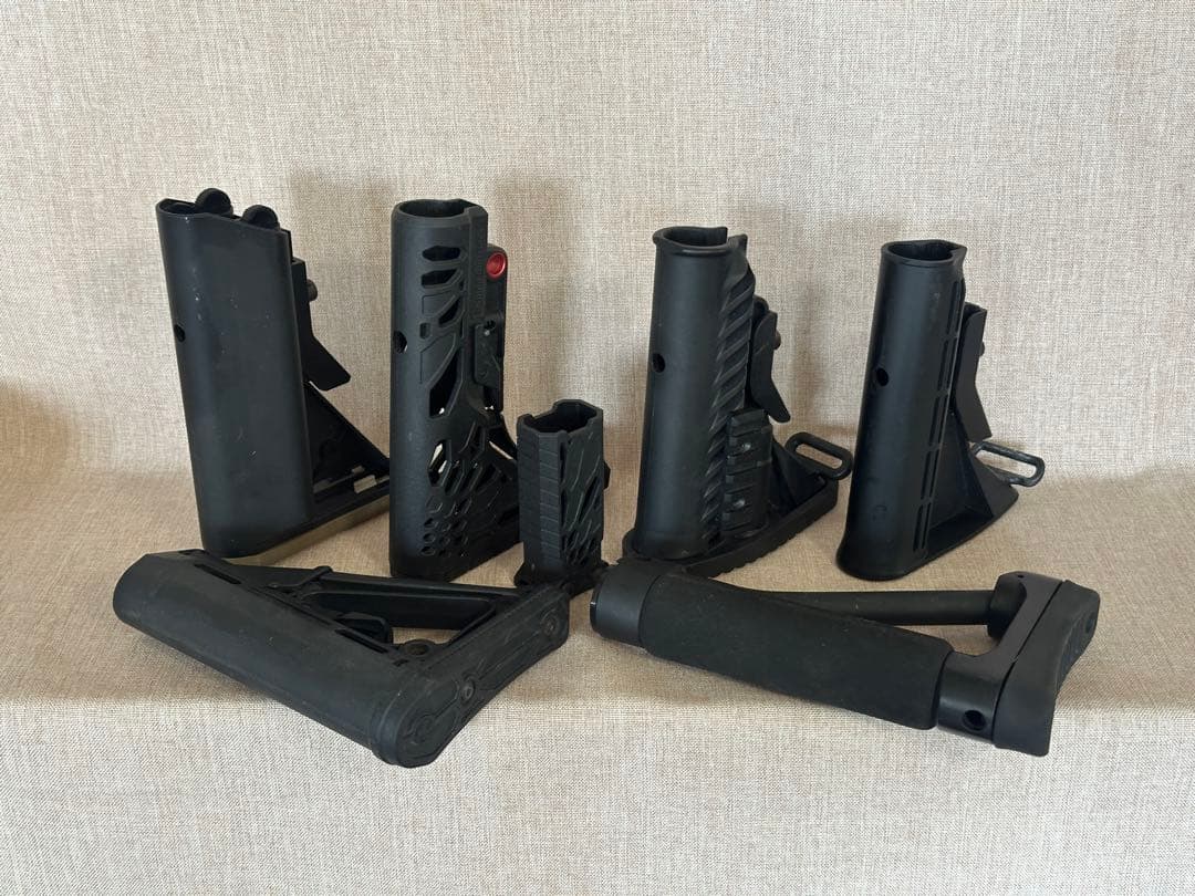 M4系エアソフトガン用 ストック6本 グリップ1本