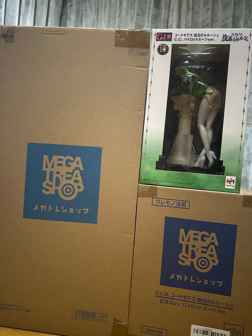 コードギアス復活のルルーシュ c.c. 紅月カレン パイロットバニー フィギュア
