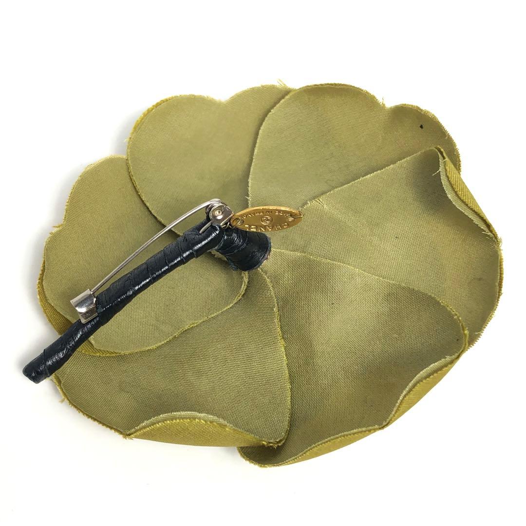 CHANEL シャネル カメリア ブローチ コサージュ カーキ系カラー コメあり