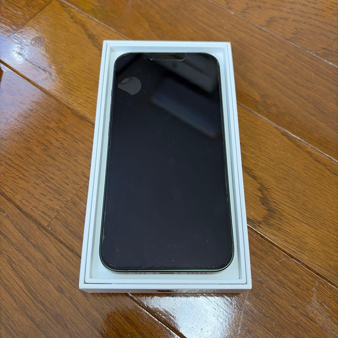 iPhone13 Green 本体