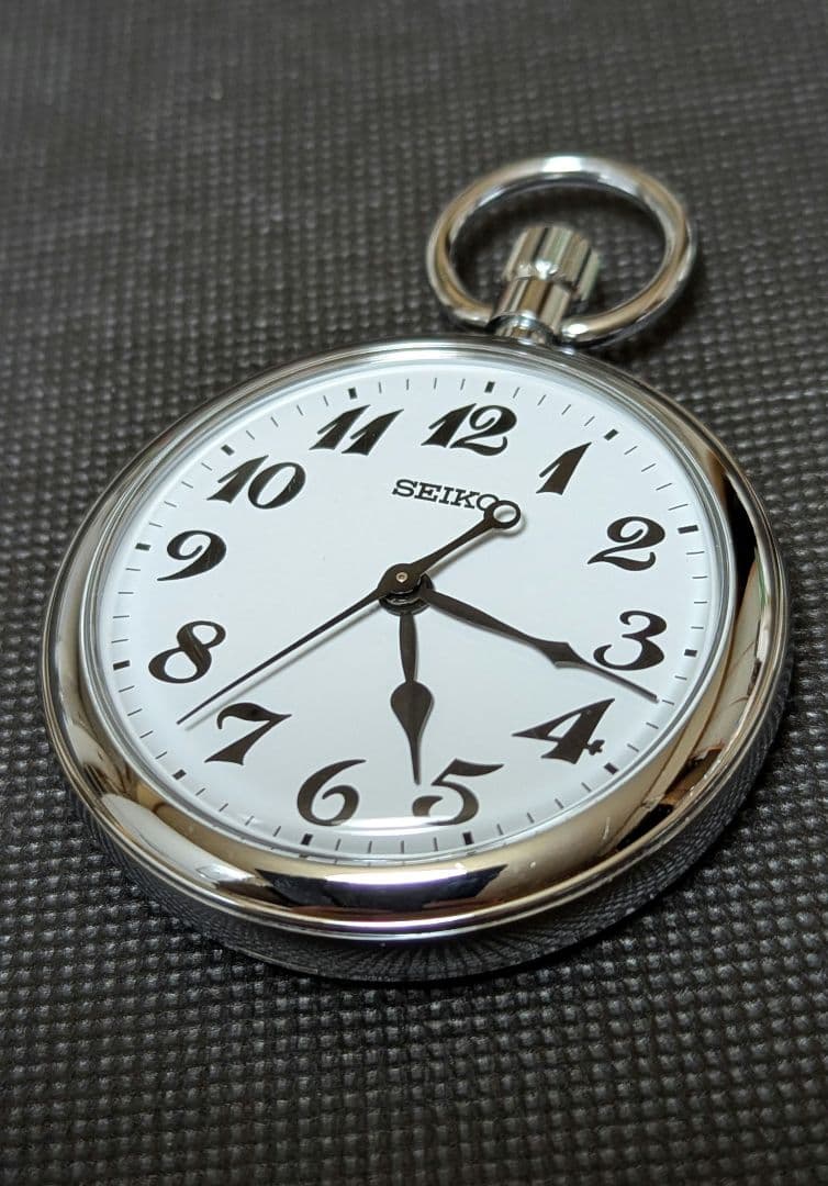 鉄道時計　SEIKO 懐中時計　 電池新品稼働良好　下げ紐付