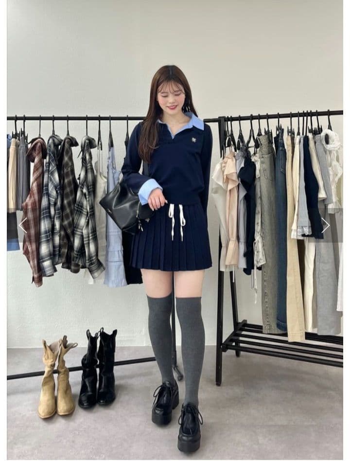 chico 刺繍入り襟付きポロニット