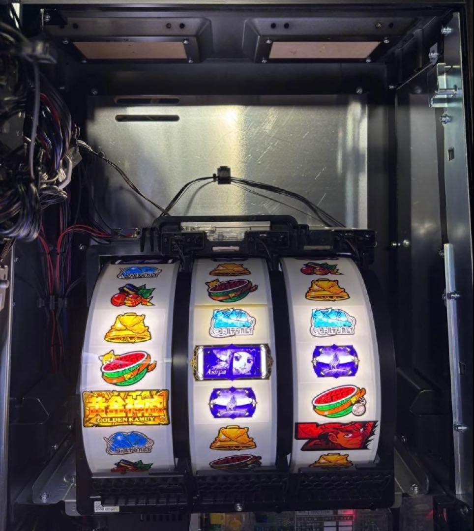 パチスロ実機【Lゴールデンカムイ】ユニット付 無段階ボリューム付 送料無料❗️