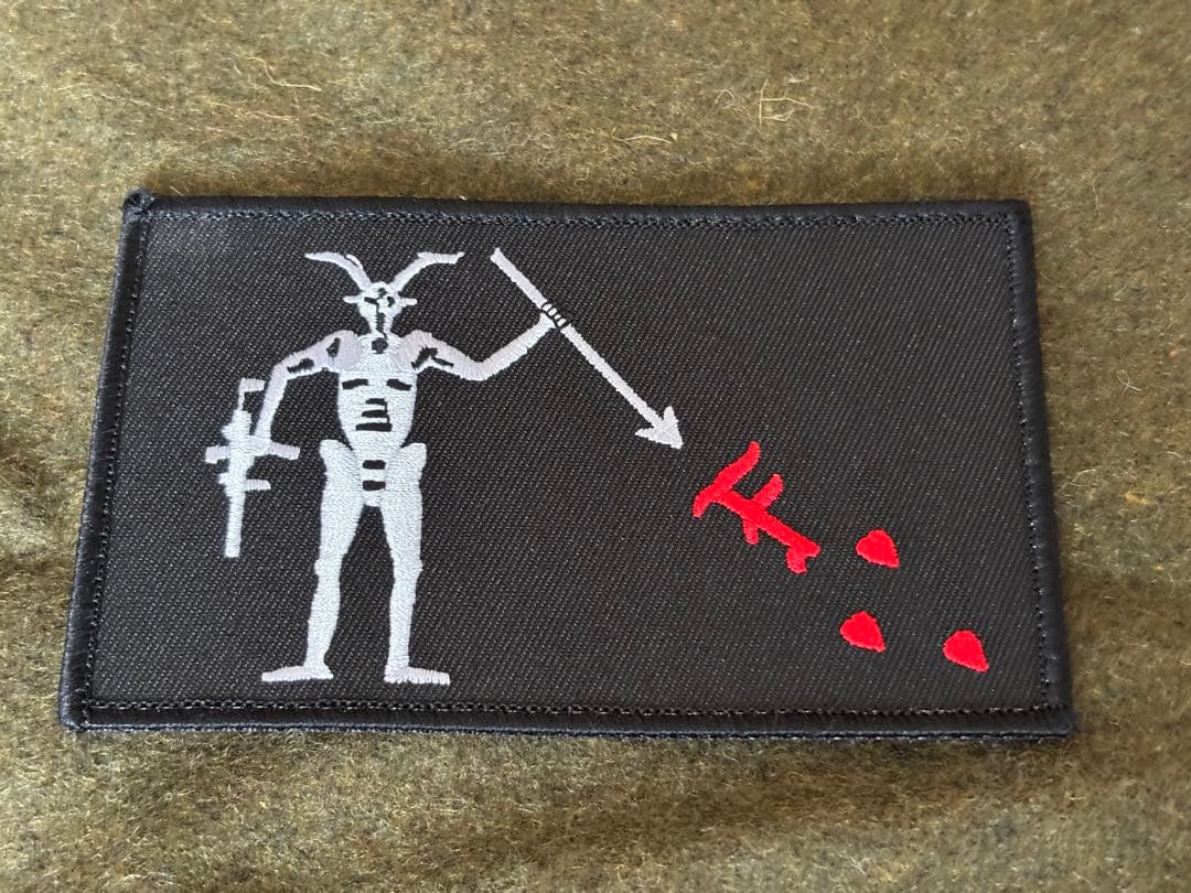 実物　Forward Observations Group パッチ