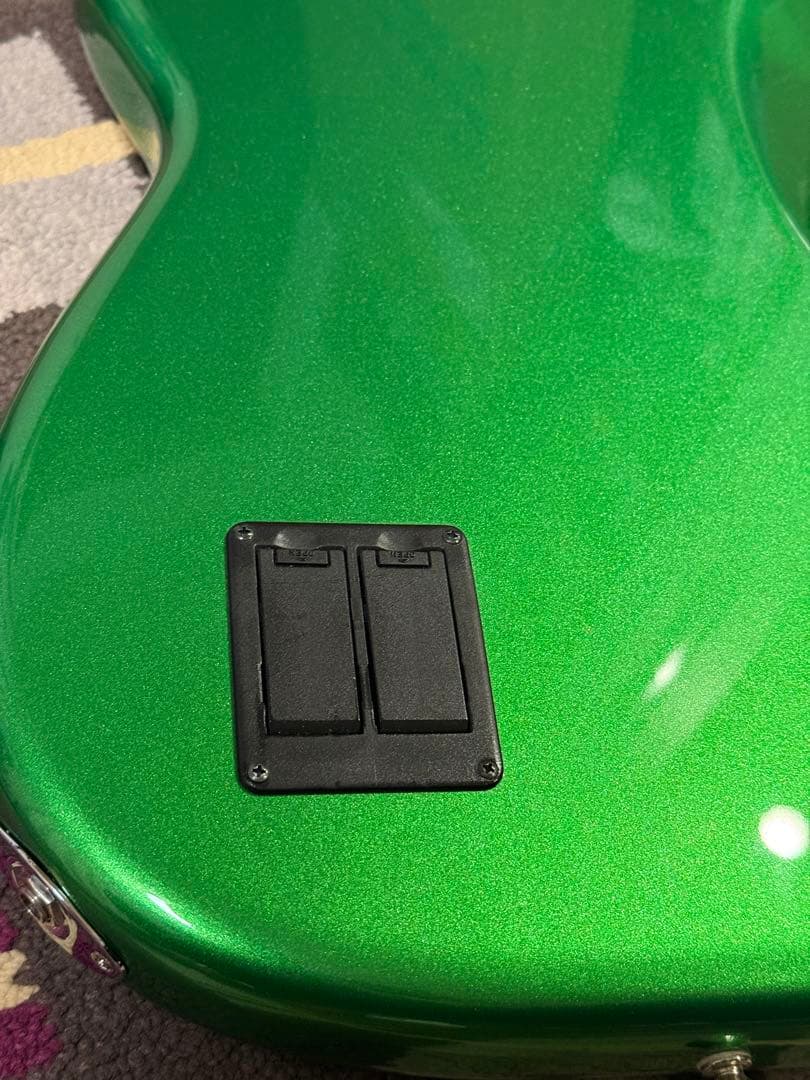 ベース Fender Player Plus Precision Bass