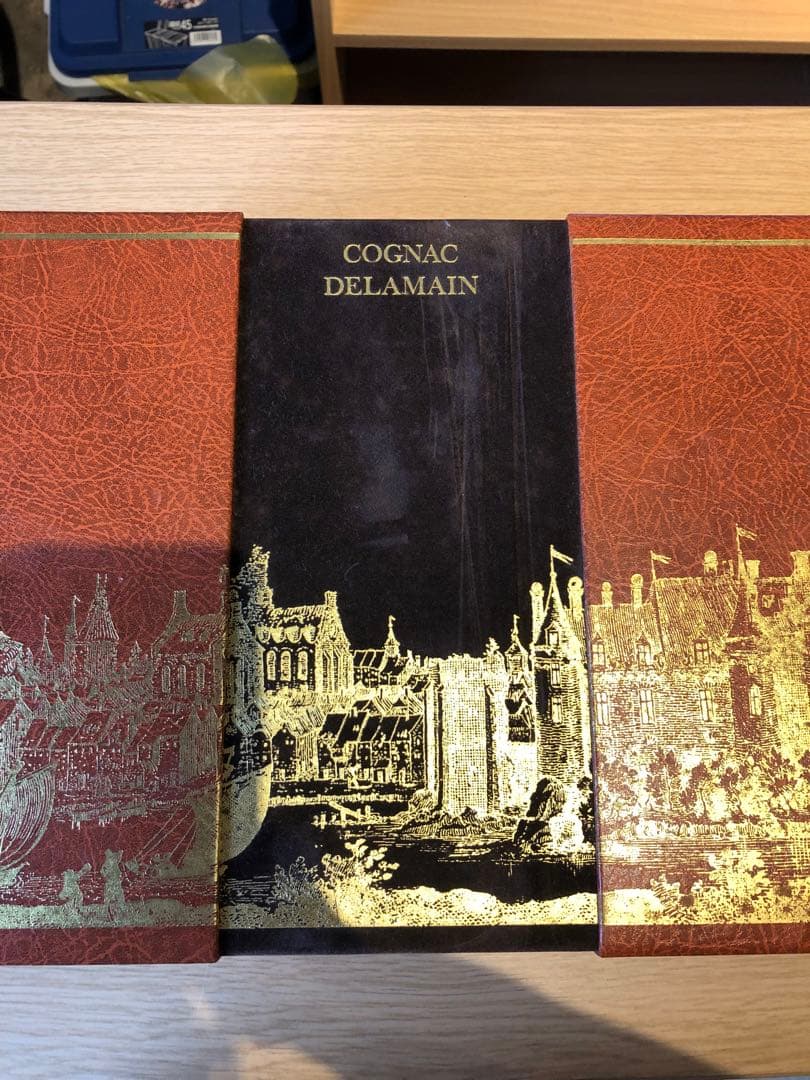 Delamain Pale & Dryコニャック　700ml 箱付き