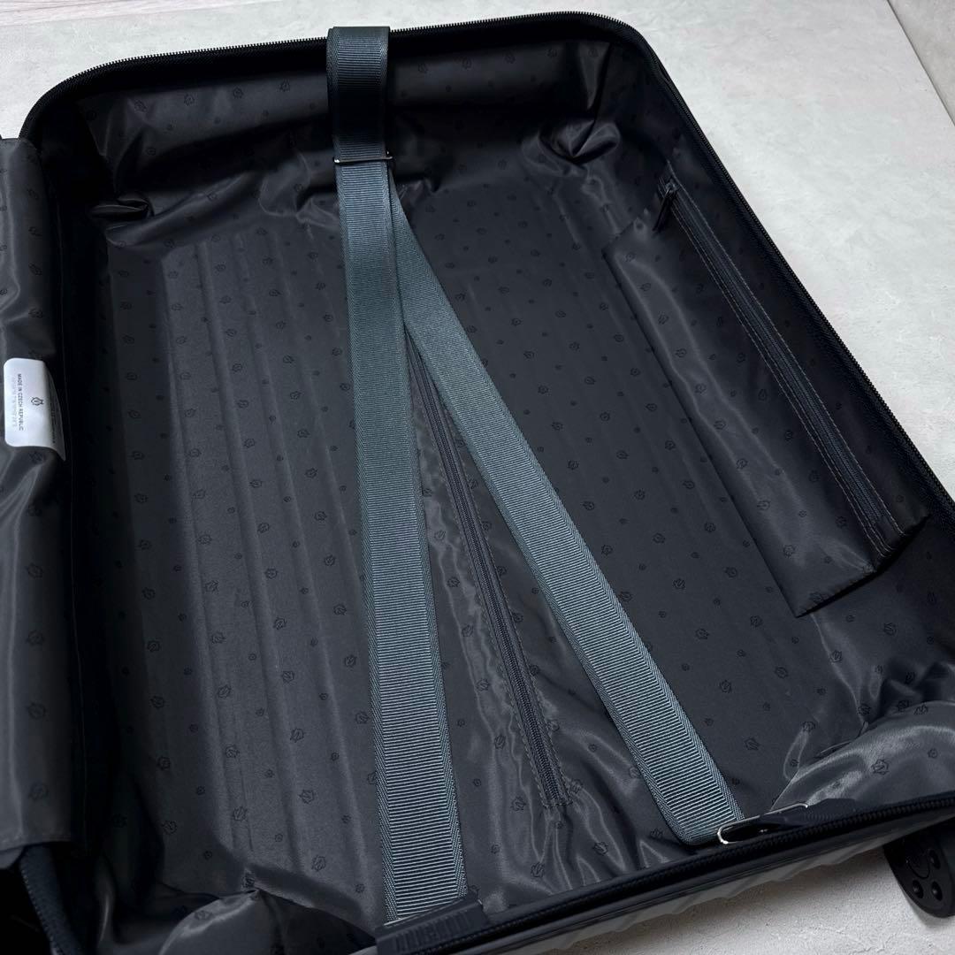 美品 RIMOWAリモワ ESSENTIAL CABIN S マットブラック