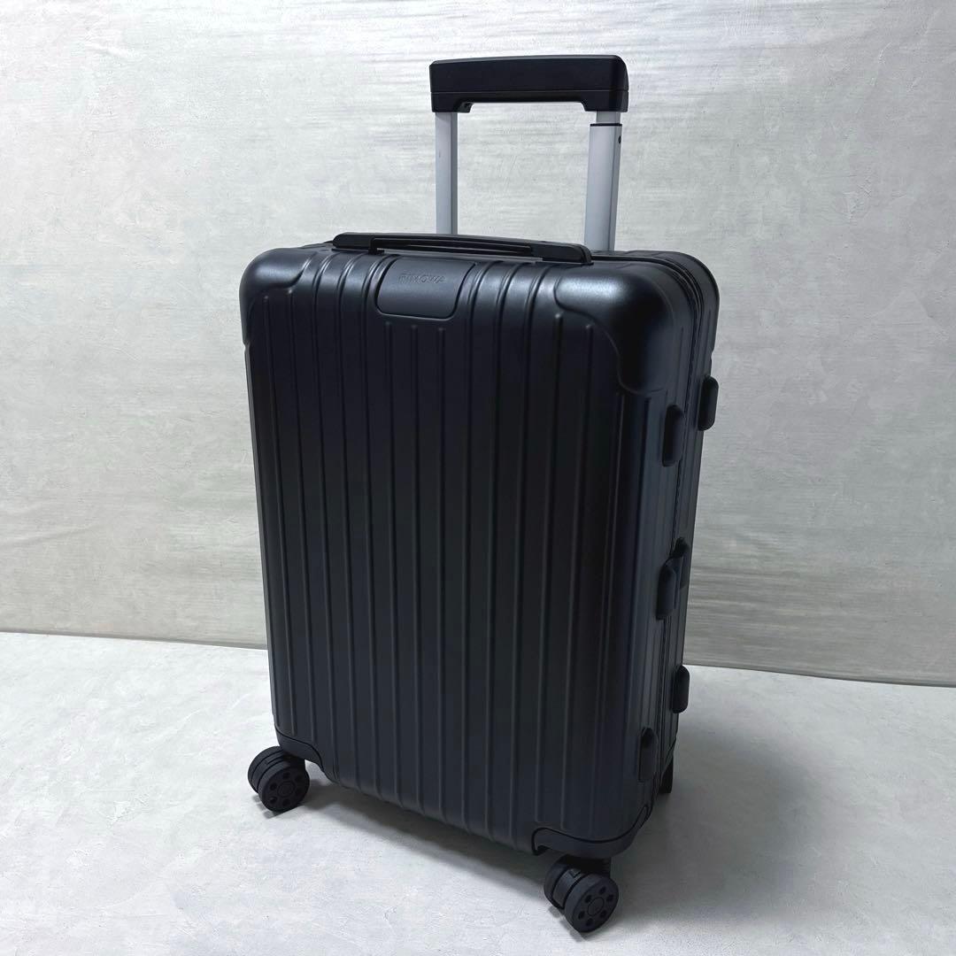 美品 RIMOWAリモワ ESSENTIAL CABIN S マットブラック