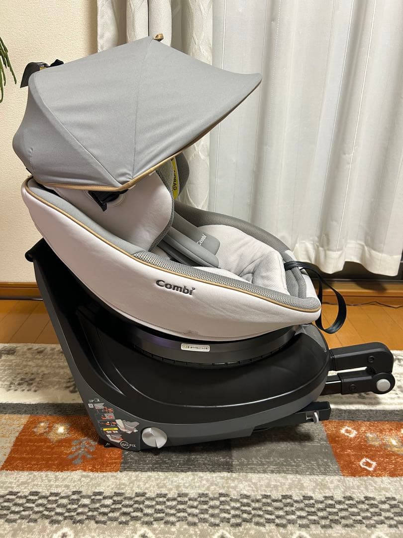 美品　コンビ　クルムーヴスマート　ISOFIX エッグショックJL-540グレー