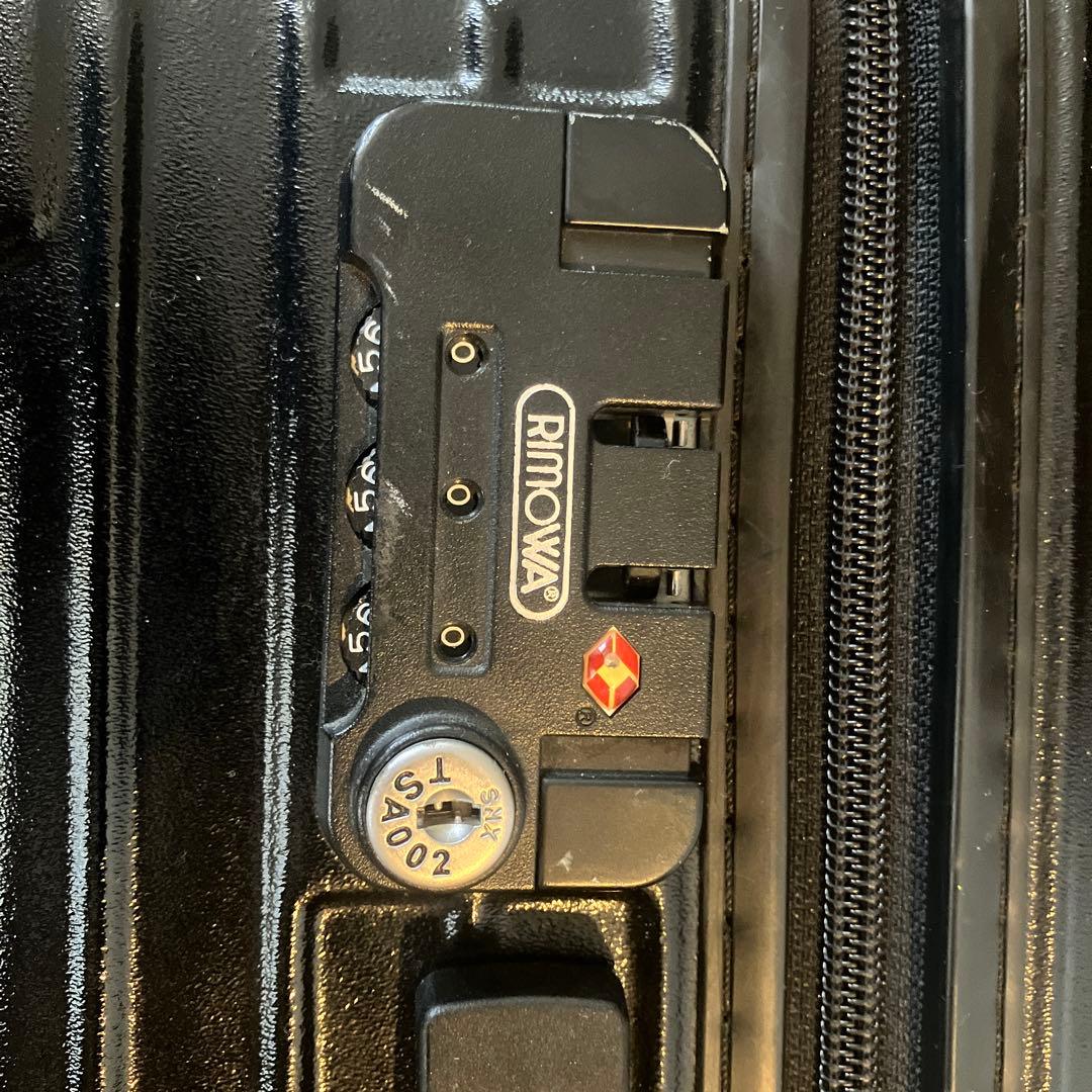 RIMOWA ブラック キャリーケース　サルサ　1〜3泊用　2輪　廃盤品、希少