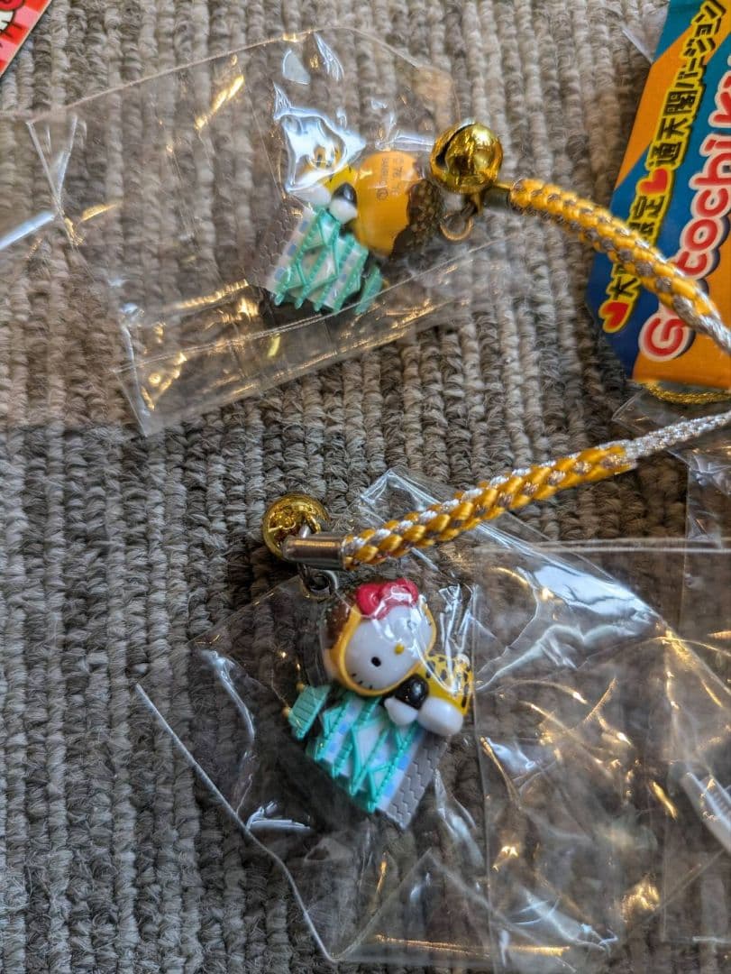 ご当地ラップ 根付け ご当地ハンカチ レア 地域限定 ハローキティ 当時物