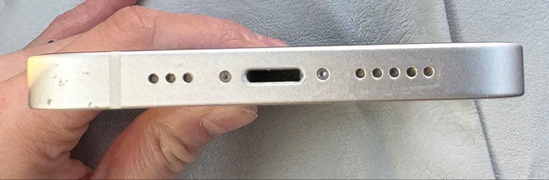 （ケーブルおまけ付）iPhone13 スターライト　128GB SIMフリー