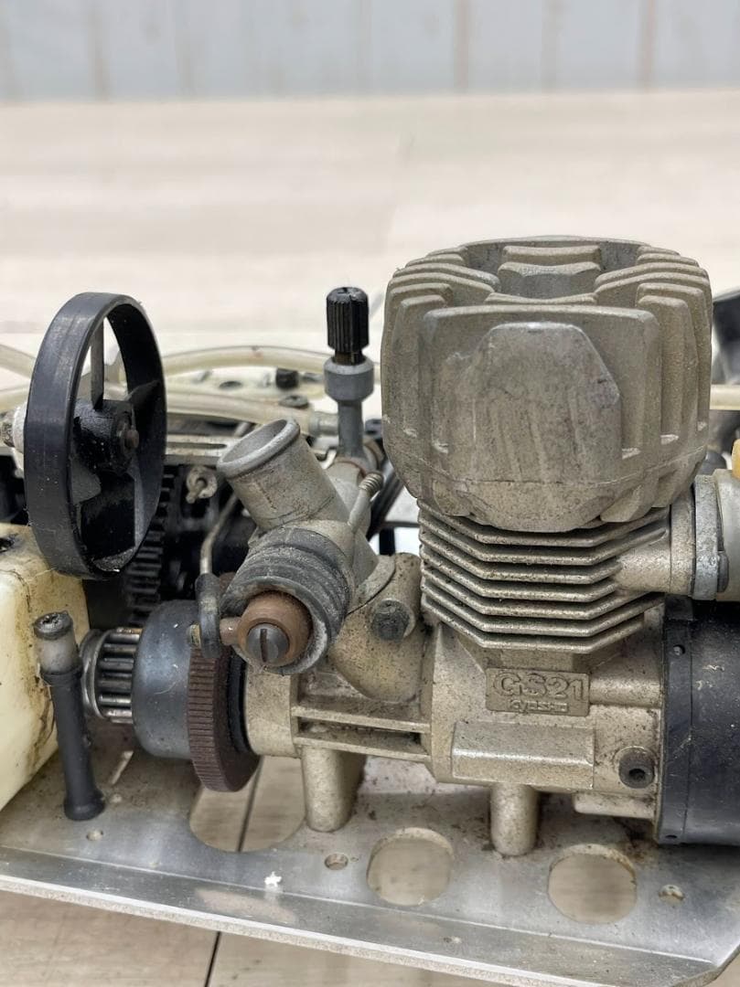 京商 1/8 アウディ クワトロ GS21 ラジコン エンジンカー シャーシ