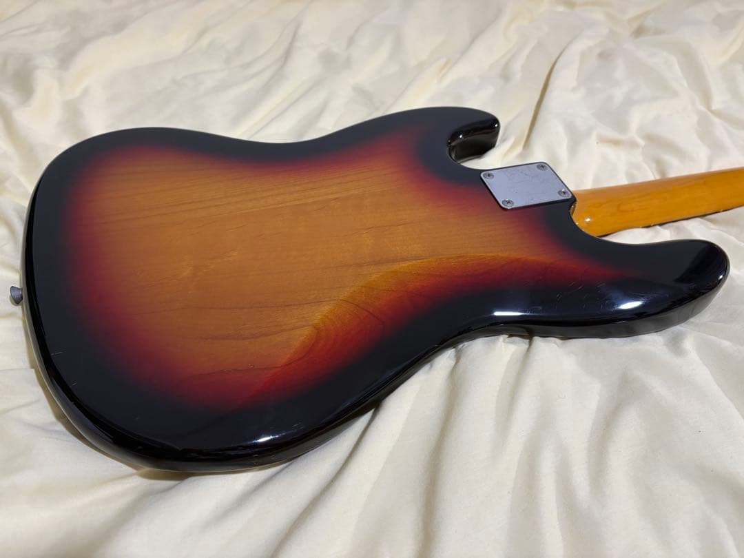 ベース FenderJapan JB62-77FL 3TS Jaco Pastorius