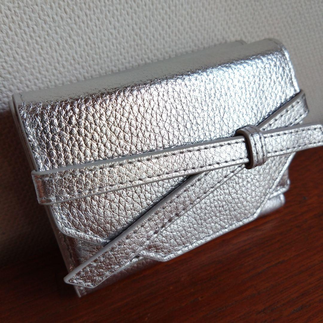 TOV　トーヴ　リボンデザイン　三つ折り財布　ミニウォレット　シルバー　イエナ