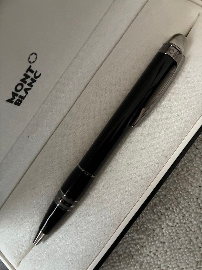 ◾️ 美品 ◾️モンブラン◾️スターウォーカーボールペン◾️化粧箱、新品リフィル付属◾️