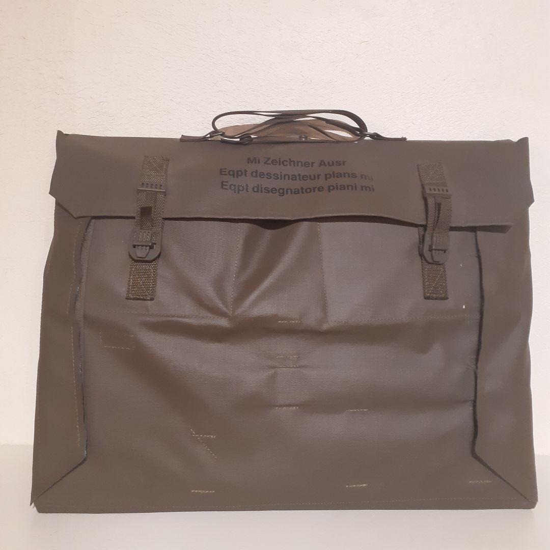 スイス軍　製図士装備バッグ　ミリタリーバッグ