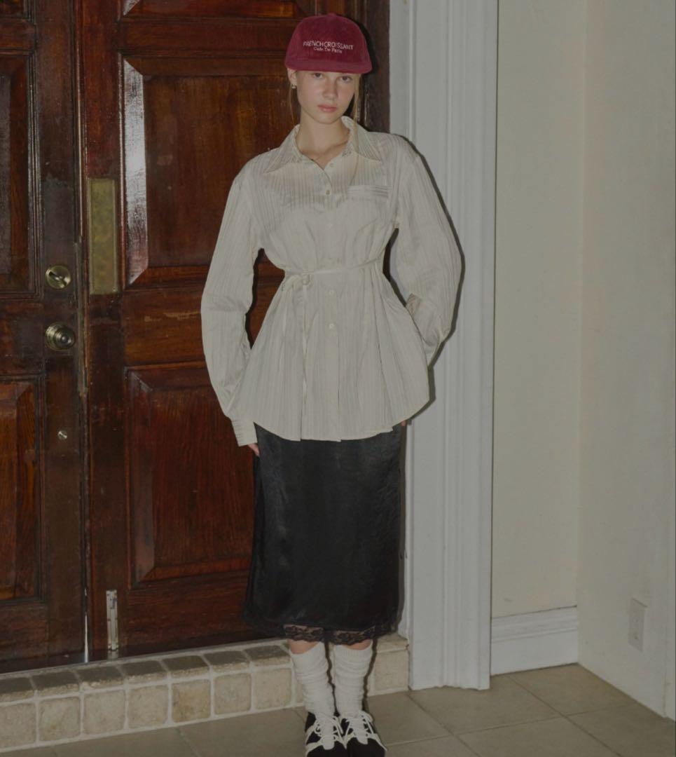 giunon クラッシュサテンレーススカート