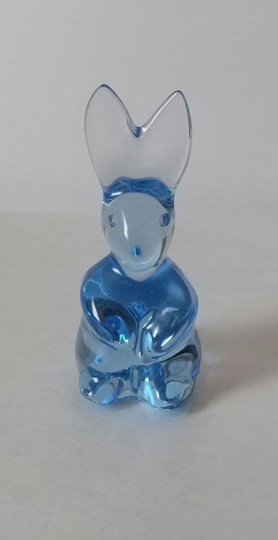 BACCARATバカラ　兎ウサギ　開運　ブルー系　置物　未使用　廃盤