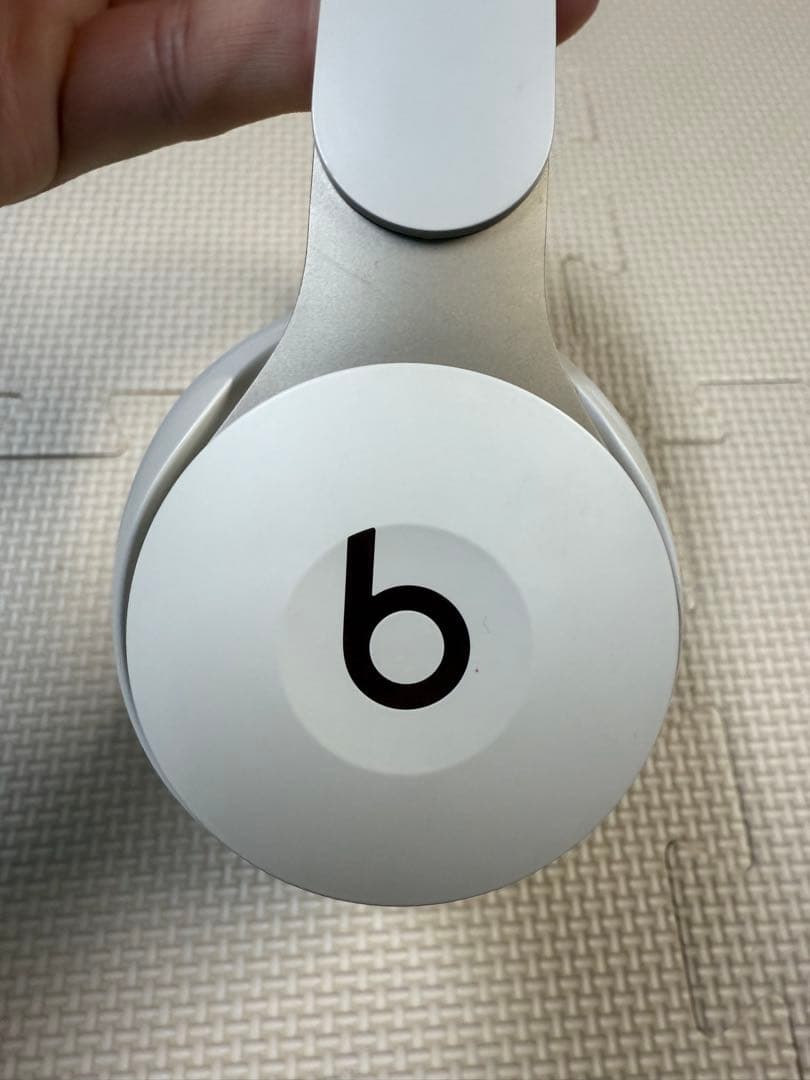 ヘッドホン Beats Solo pro