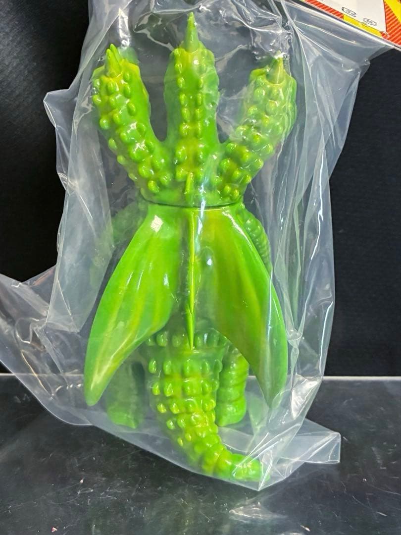 【新品未開封】■ 三つ首竜 限定 ソフビ / ピープロ スペクトルマン怪獣