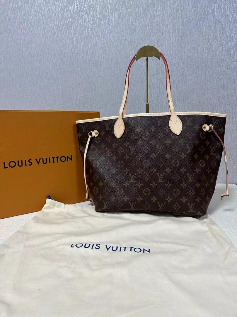 Louis Vuitton ルイヴィトン ネヴァーフル MM